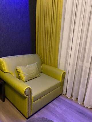 Апартаменты Apartments Lux in city center Lviv Львов Апартаменты Art с 2 спальнями, Hnatyuka 3-11