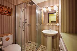 Апартаменты Apartments Lux in city center Lviv Львов Апартаменты Делюкс по адресу: улица Katedralna 7-16
