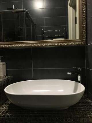Апартаменты Apartments Lux in city center Lviv Львов Представительский номер-студио на ул. Лычаковская, 4-15